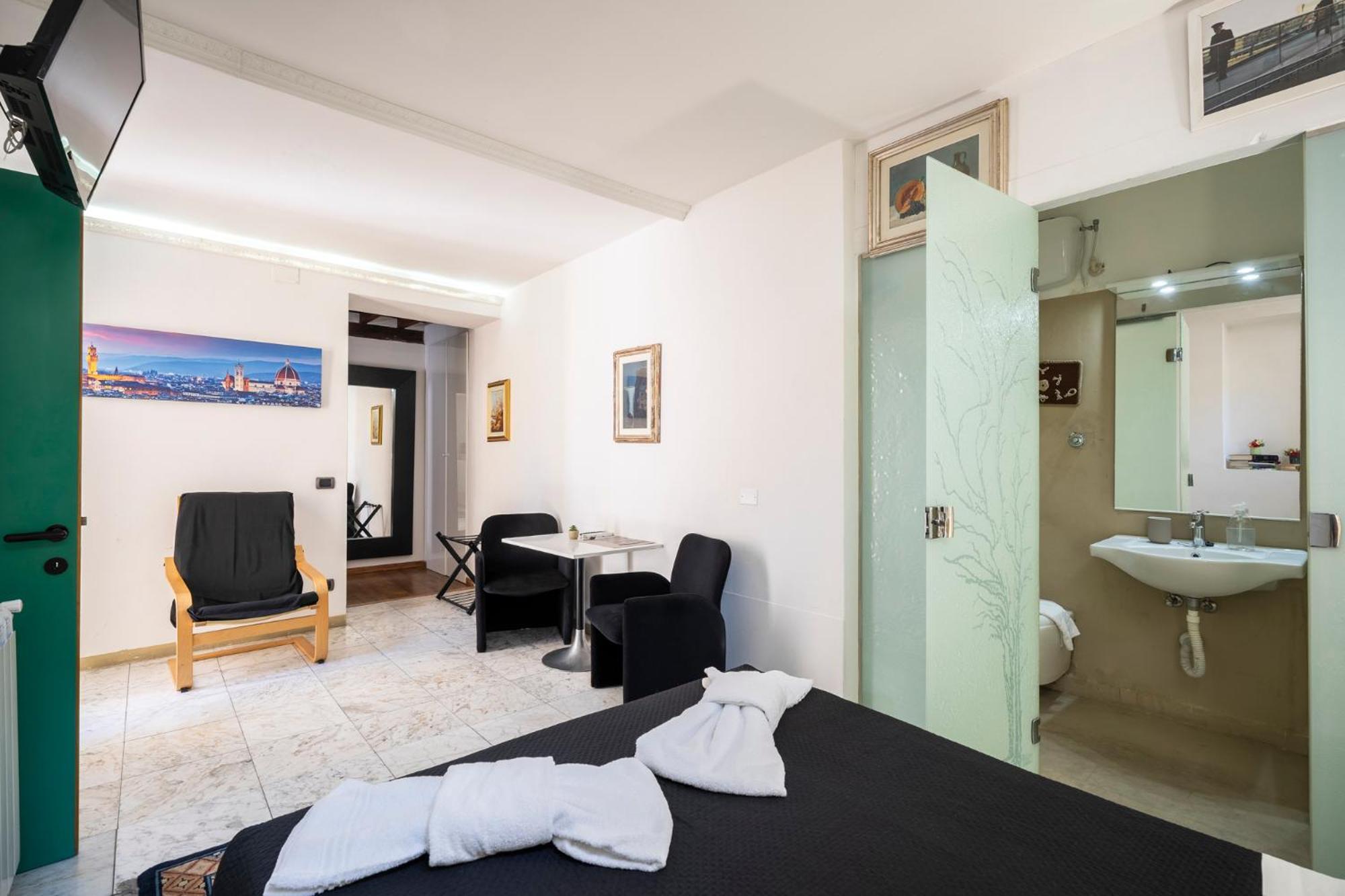 11 Duomo - Monolocale Caratteristico Apartment Florence Ngoại thất bức ảnh