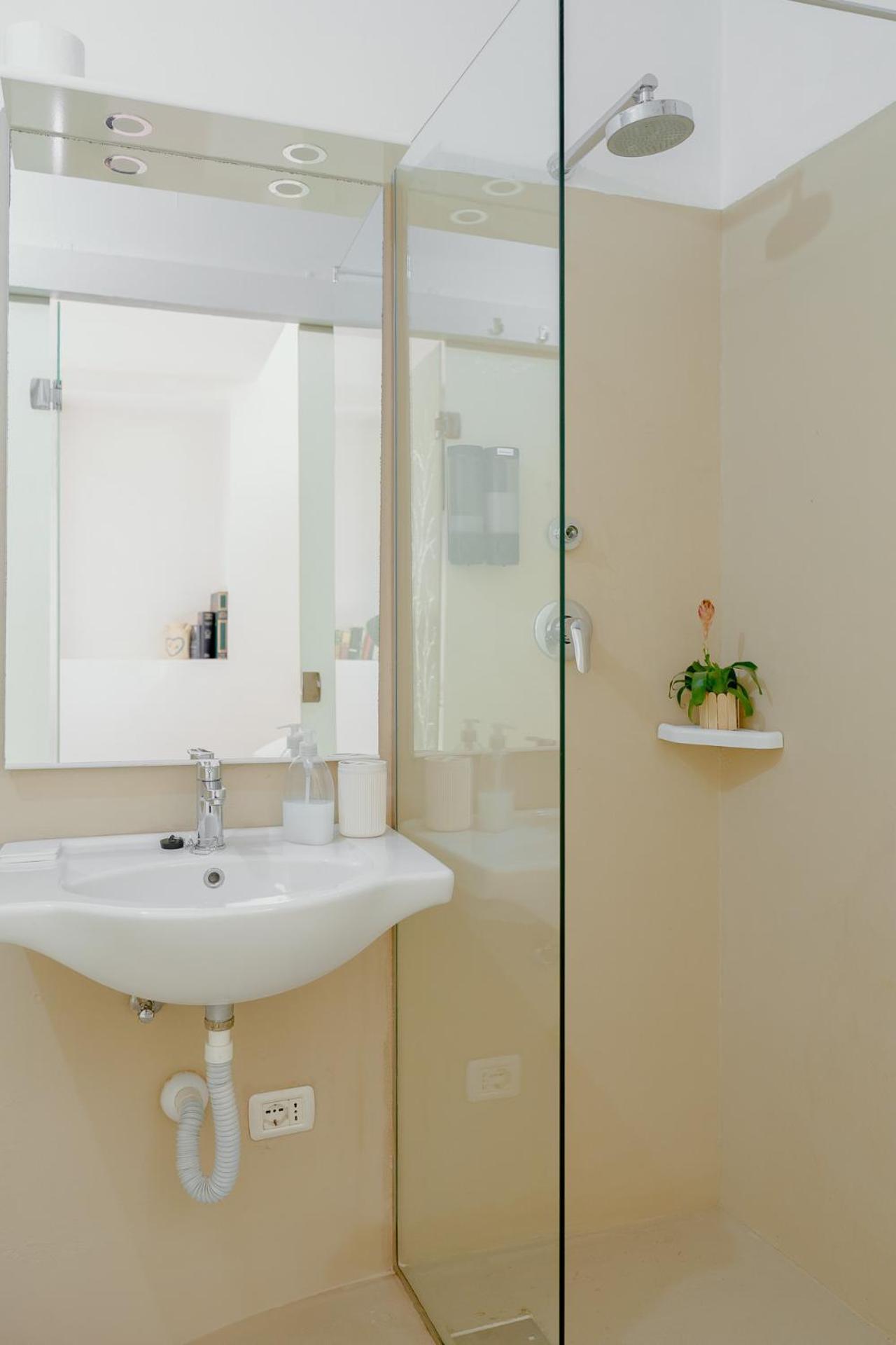 11 Duomo - Monolocale Caratteristico Apartment Florence Ngoại thất bức ảnh