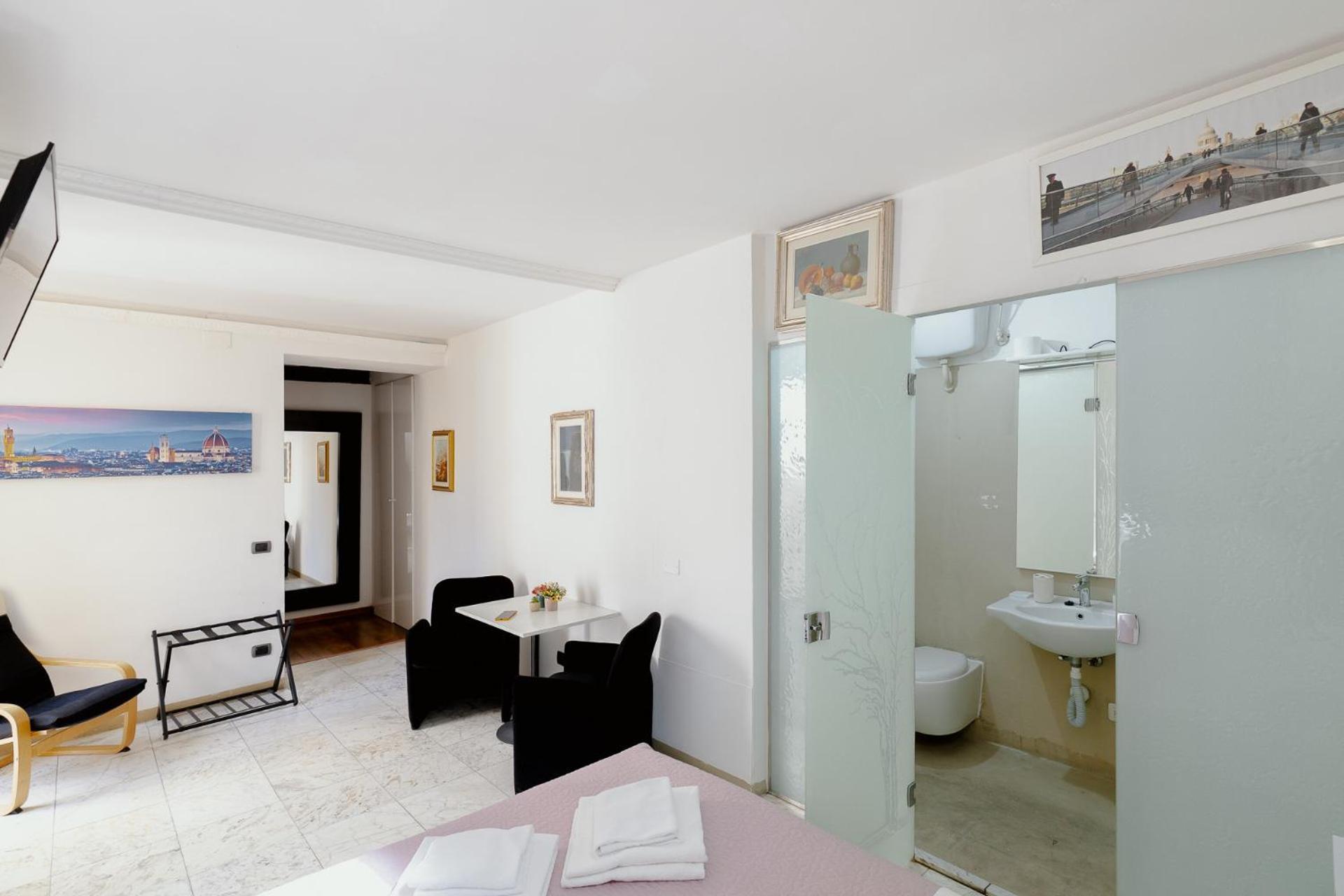 11 Duomo - Monolocale Caratteristico Apartment Florence Ngoại thất bức ảnh